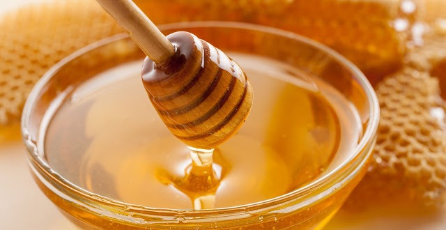 Why is Raw Honey? & What is the Nutrition of Raw Honey?